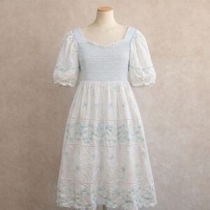 NWT Ivy City Co 100% Cotton Emmy Dress Small Smocked Embroidered Floral